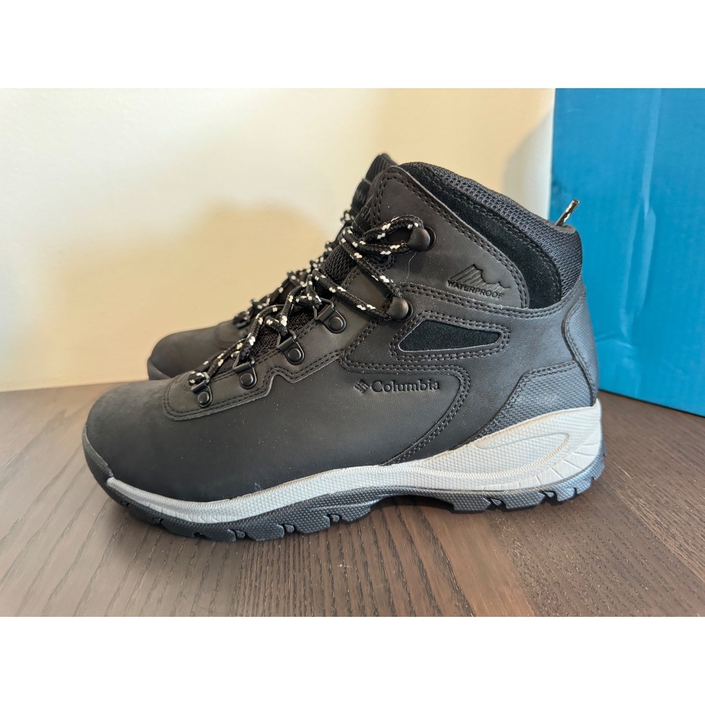 Columbia Newton Ridge Plus Hiking Boots Womens 10.5 Black Waterproof Trail